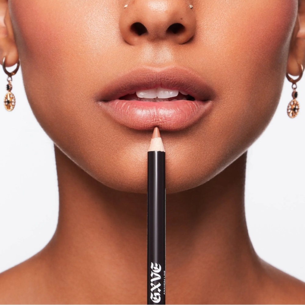 GXVE by Gwen Stefani Waterproof Pencil Lip Liner